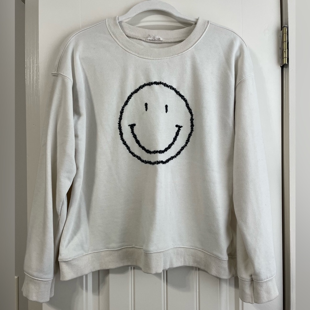 Easel Smily Face Sweatshirt